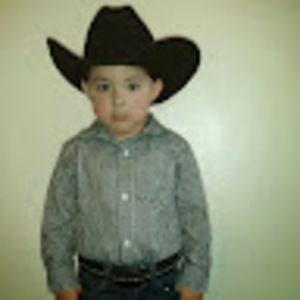 Meet your Posher, Luis